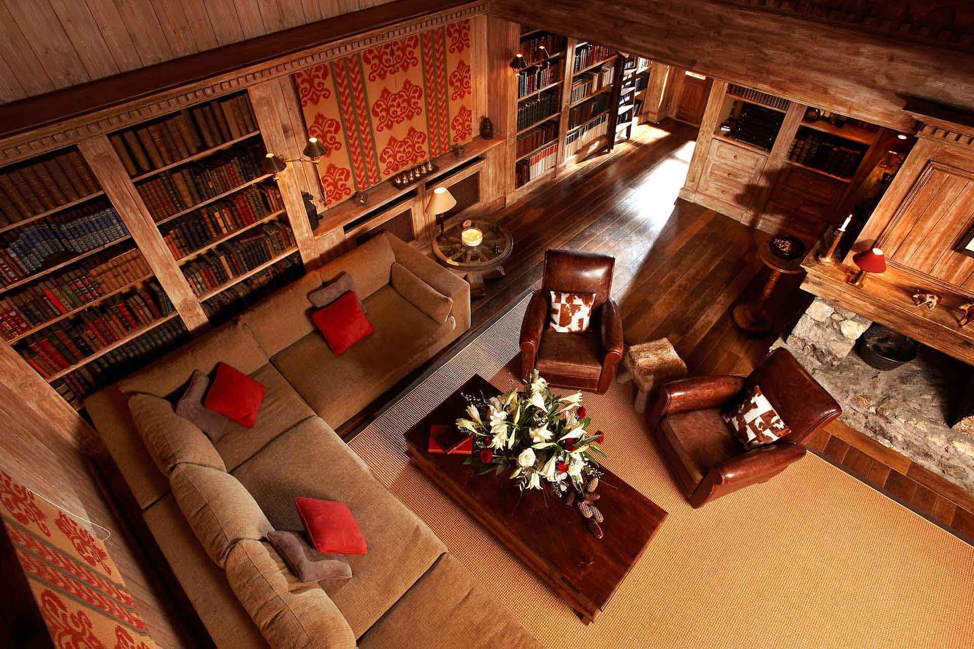 Méribel Luxury Rental Chalet Ulomite Living Room 2