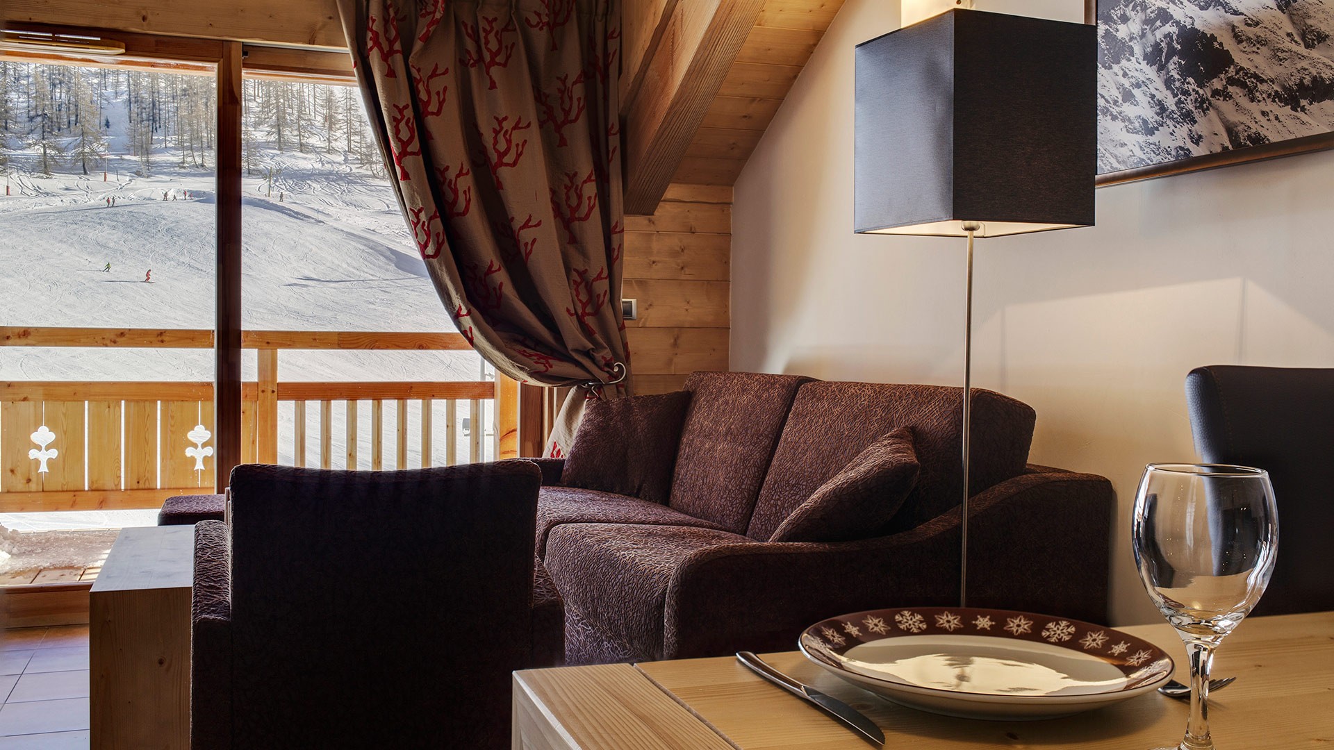 Montgenèvre Location Appartement  Dans Chalet Luxe Montana Ambe  Salon