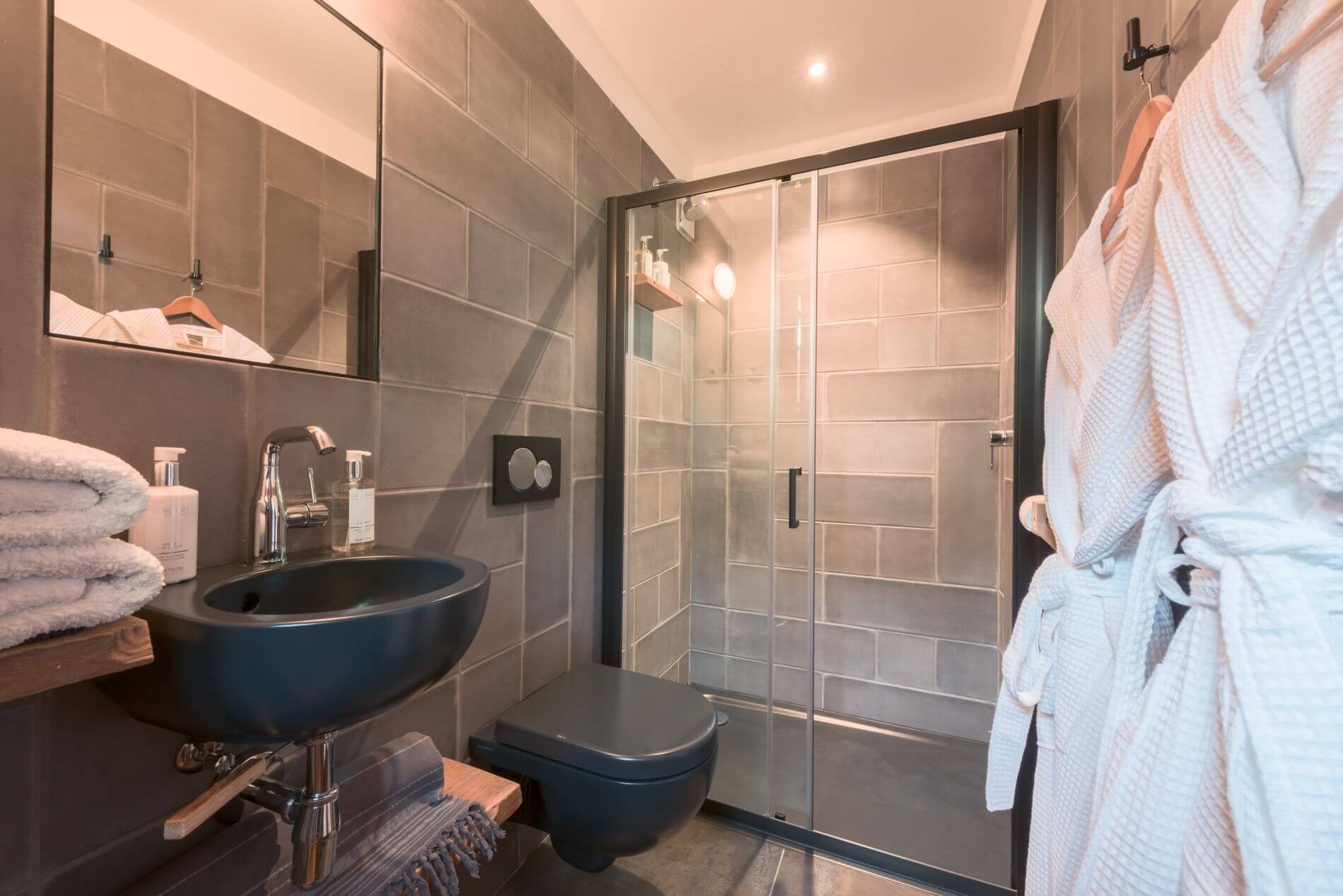 Morzine Luxury Rental Chalet Merlinte Shower Room 3