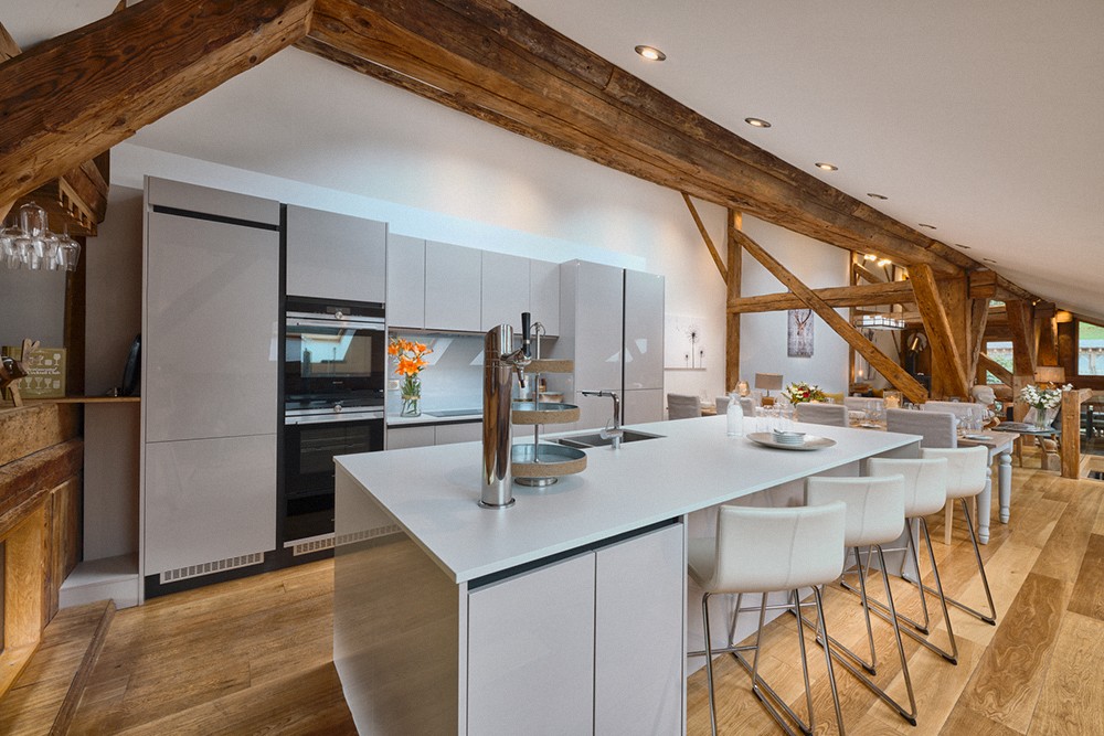 Morzine Luxury Rental Chalet Merlinute Kitchen