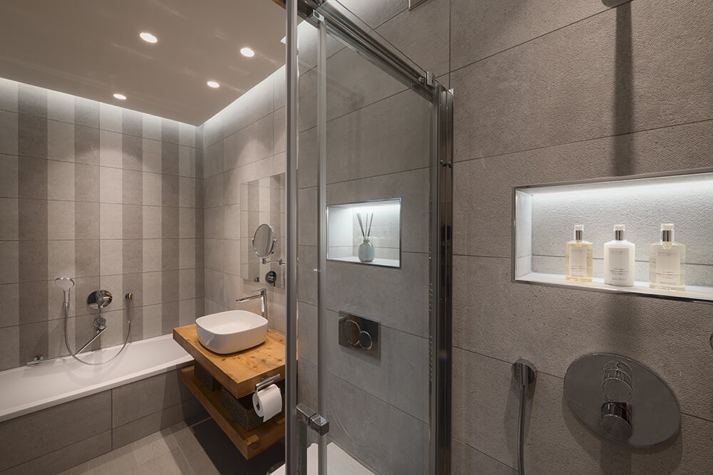 Morzine Luxury Rental Chalet Morzanite Shower Room 3