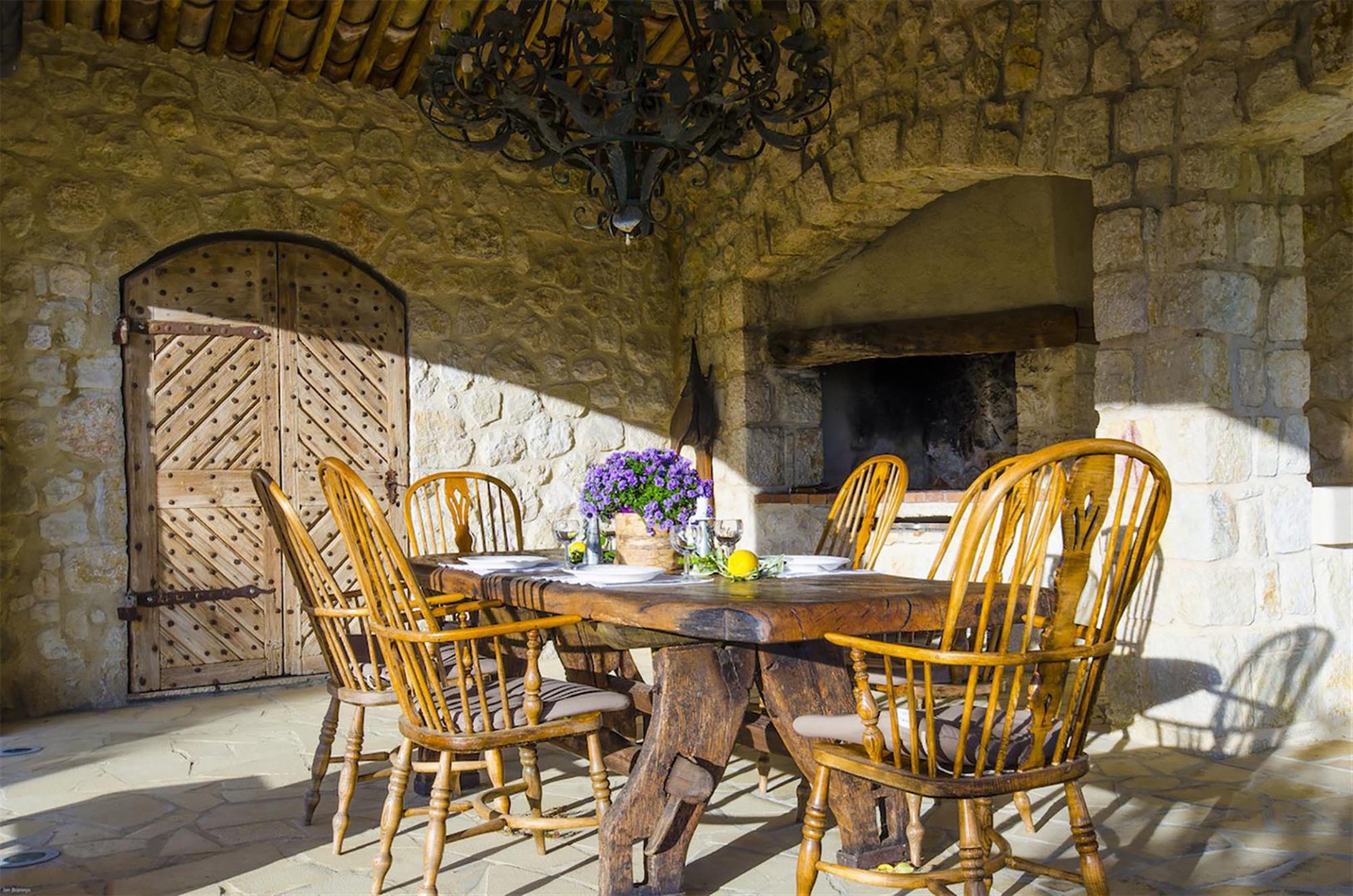 Nice Luxury Rental Villa Nigritelle Outdoor Dining Room