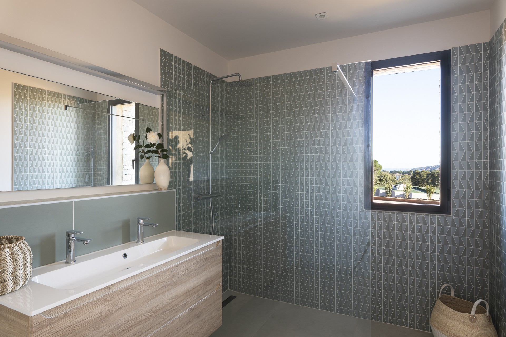 Porto Vecchio Luxury Rental Villa Perle Shower Room 2