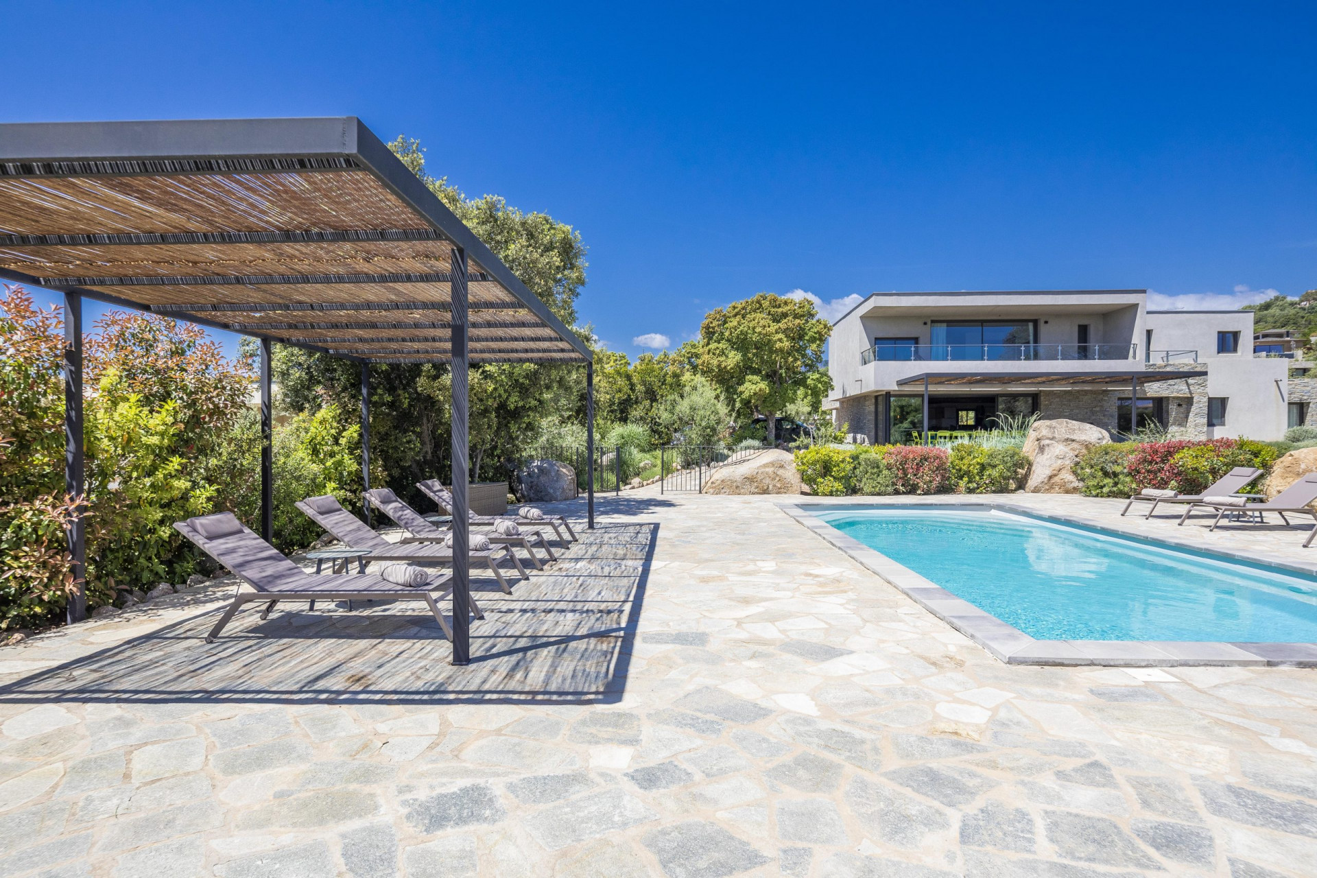 porto-vecchio-location-villa-luxe-pigamove