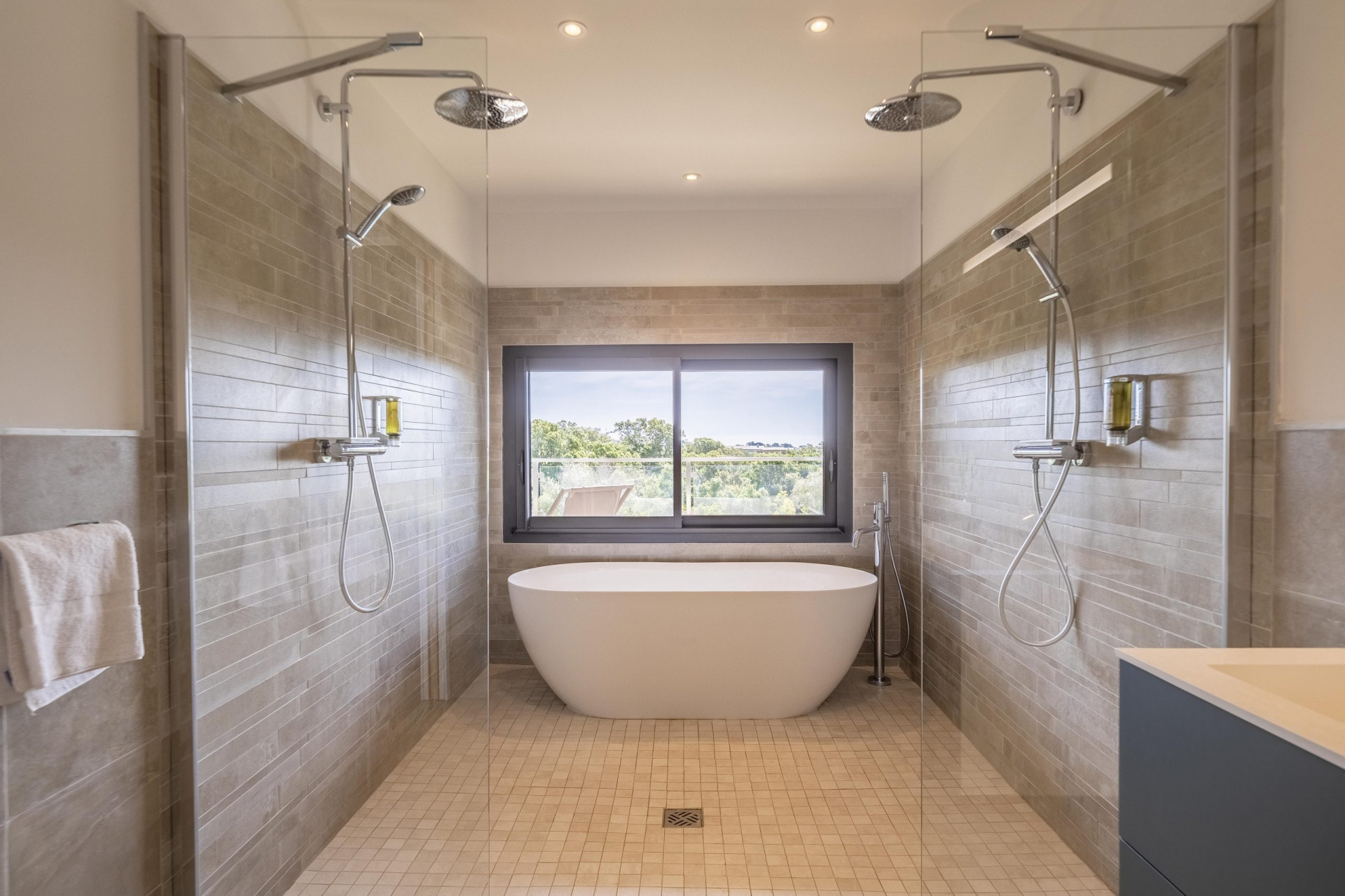 porto-vecchio-location-villa-luxe-pigamove