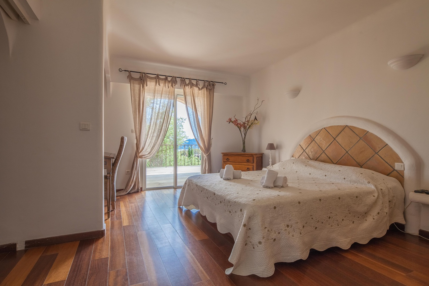 Porto Vecchio Location Villa Luxe Poivre Rose Chambre