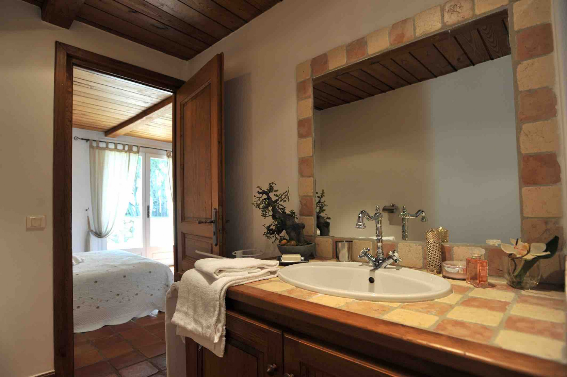 porto-vecchio-location-villa-luxe-poivre-vert