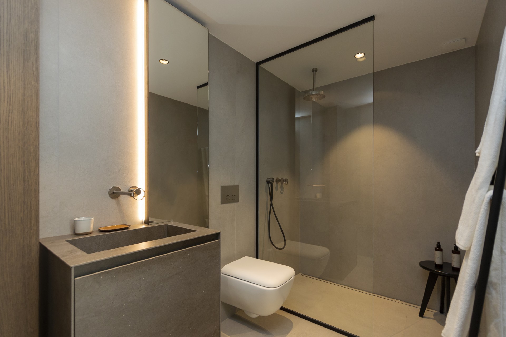 Propriano Luxury Rental Villa Pyrale Shower Room 3