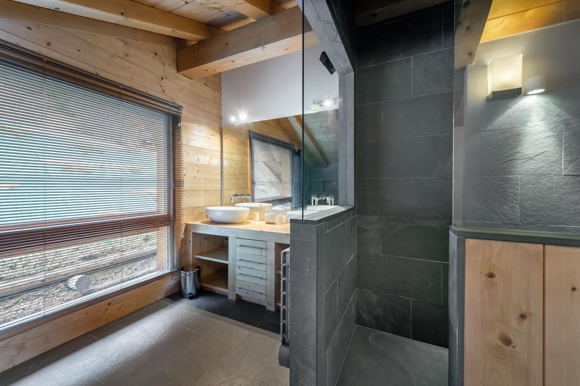 Saint Gervais Les Bain Location Chalet Luxe Gerban Salle De Bain 1