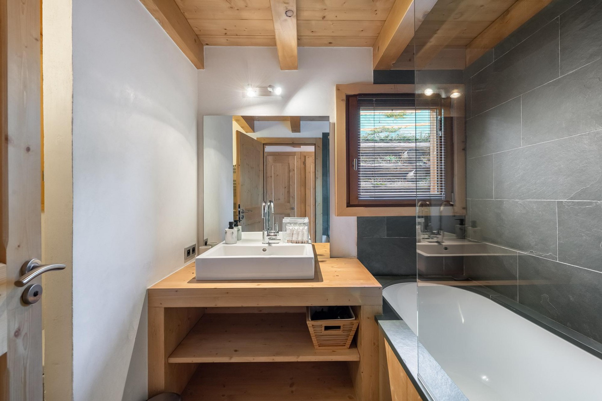 Saint Gervais Les Bains Location Chalet Luxe Gerban Salle De Bain