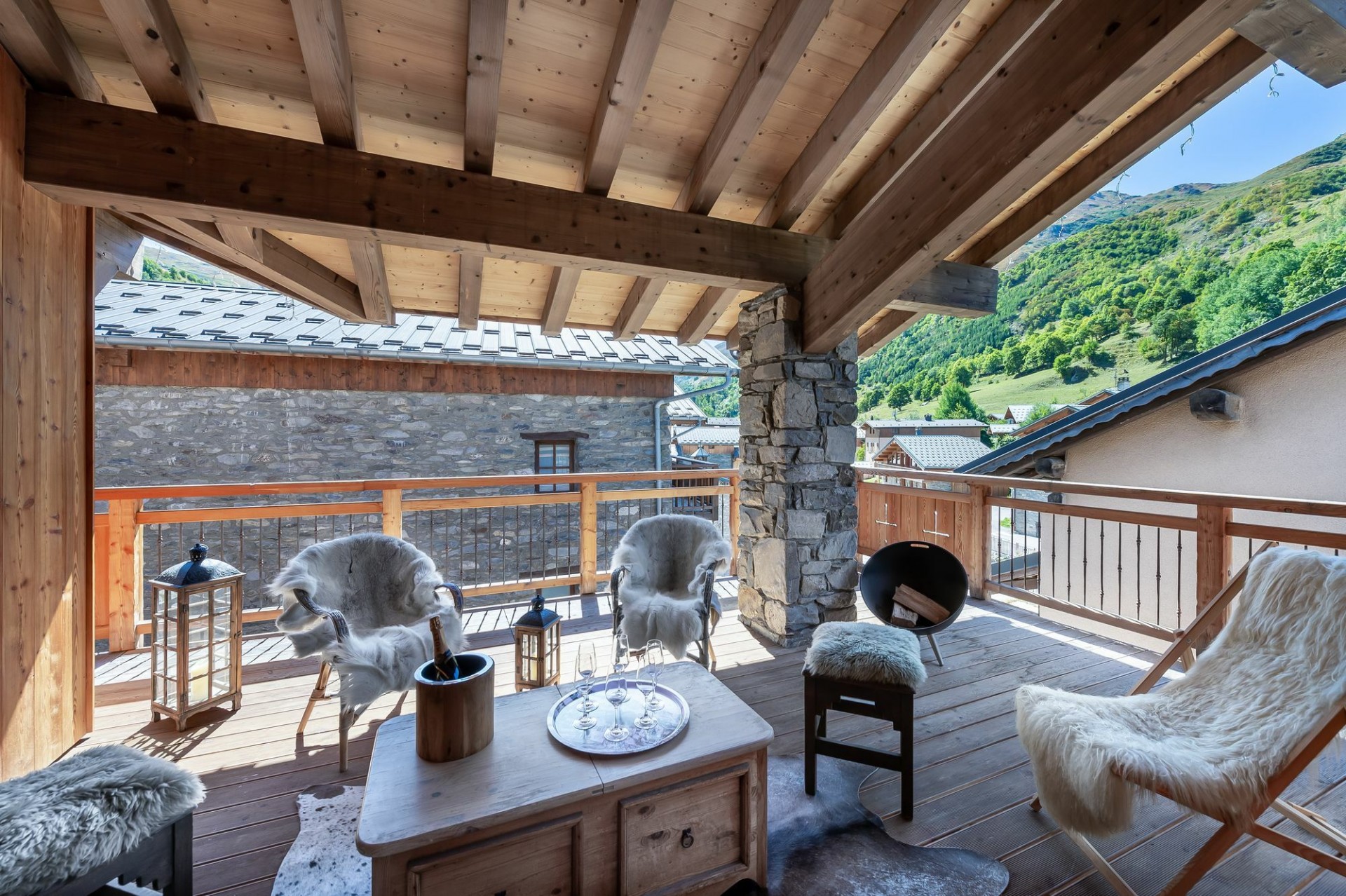 Location Chalet Saint Martin de Belleville Luxe Ipalou Terrasse 2