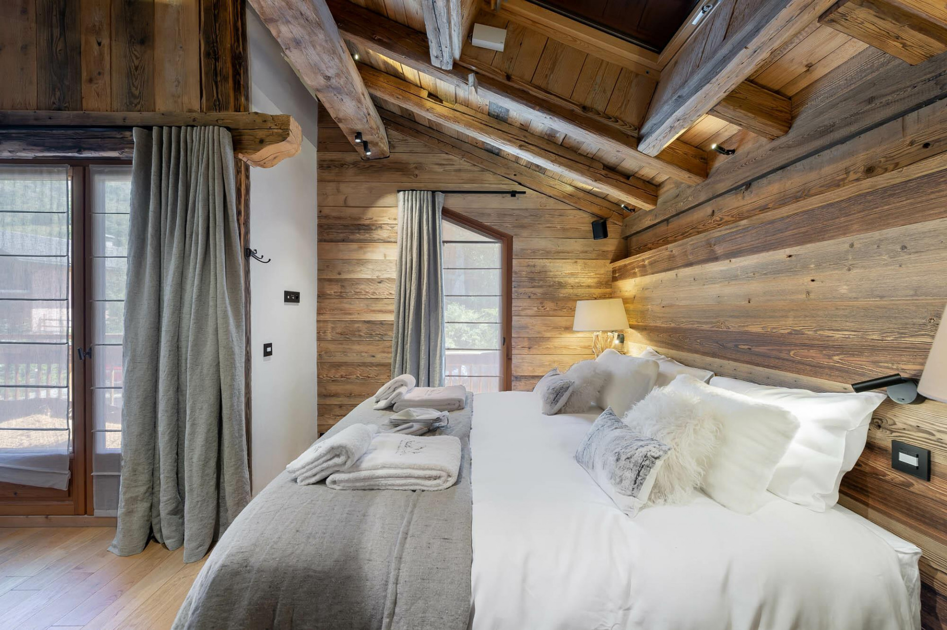 Saint Martin De Belleville Location Chalet Luxe Ipalaz Chambre 1