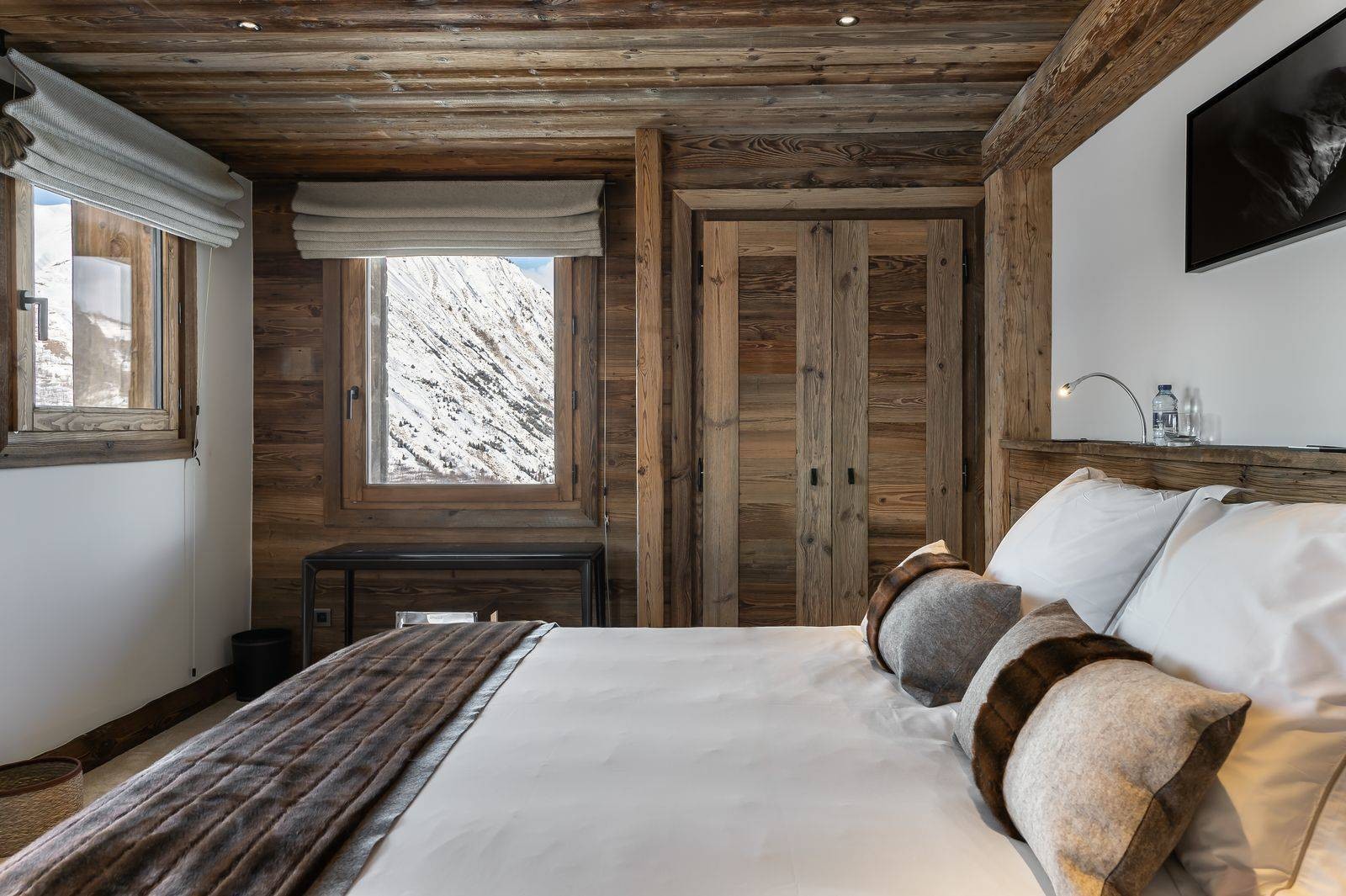 Saint Martin De Belleville Luxury Rental Chalet Ipalio Bedroom 3