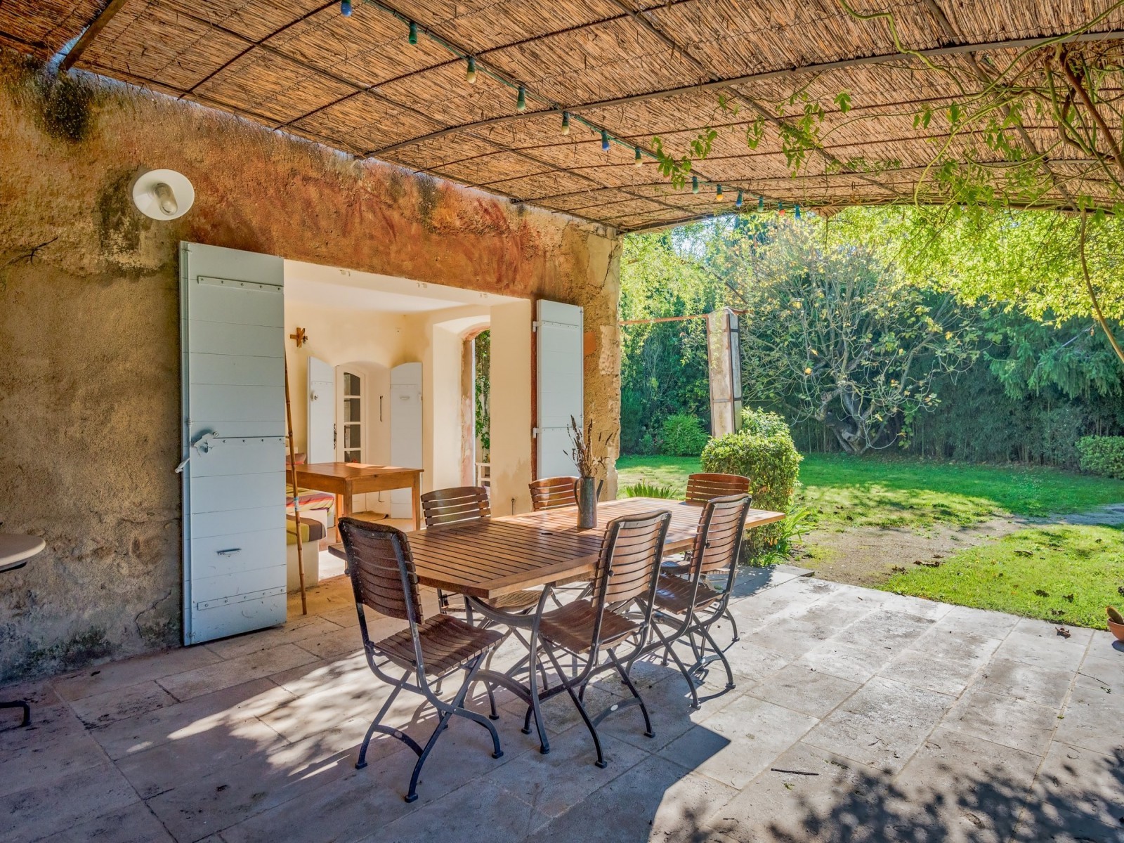 Saint Rémy De Provence Luxury Rental Villa Mahilia Covered Terrace