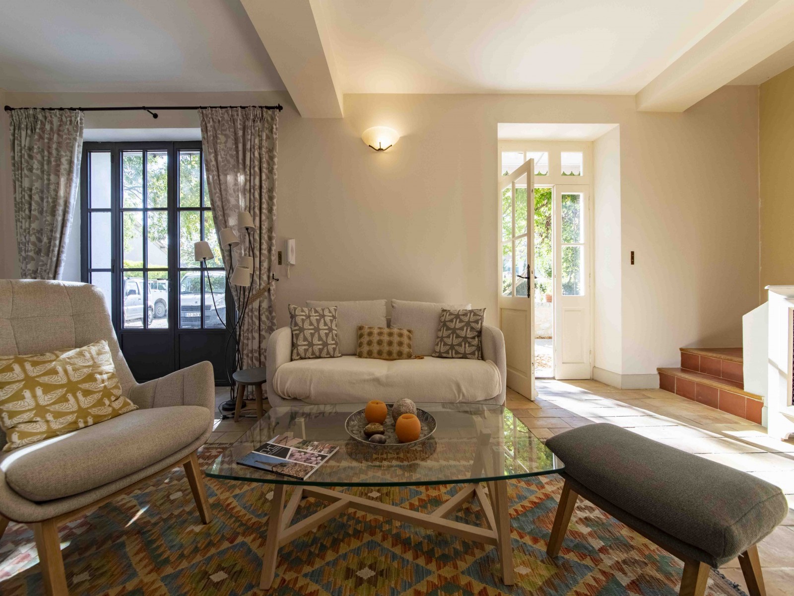 Saint Rémy De Provence Luxury Rental Villa Maho Living Room 3