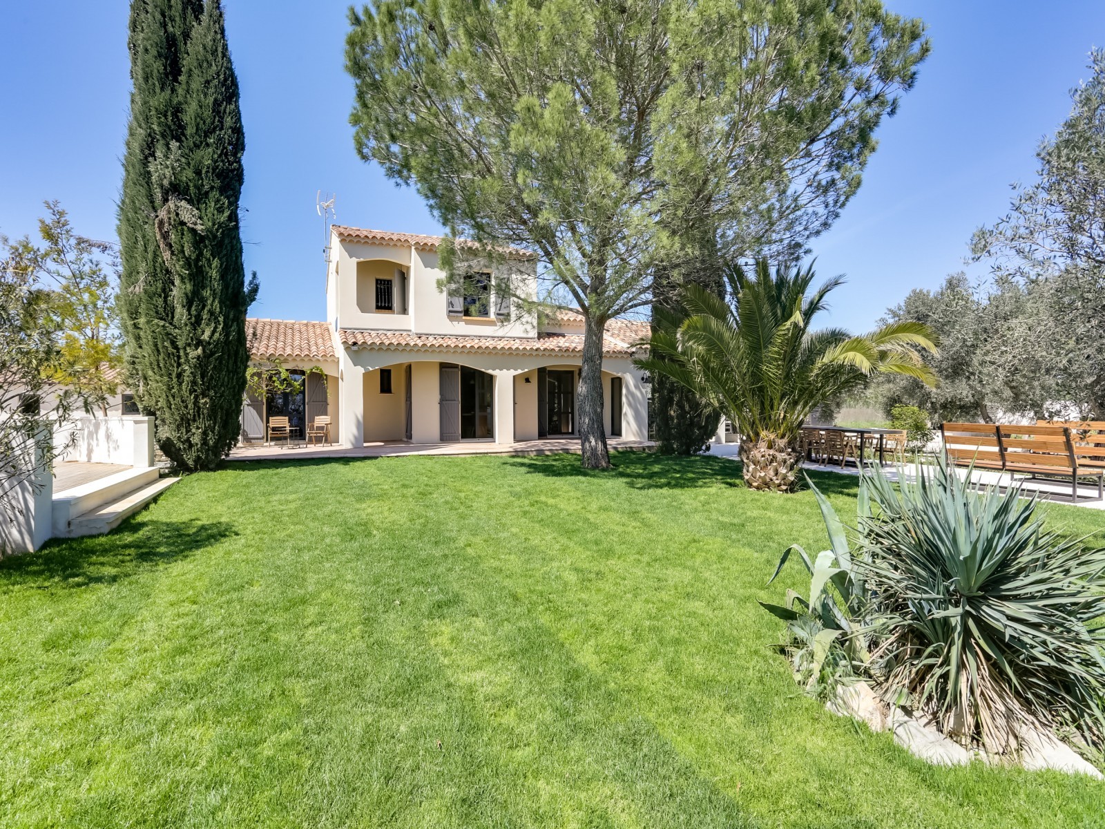 Saint Rémy De Provence Luxury Rental Villa Marcasite Garden