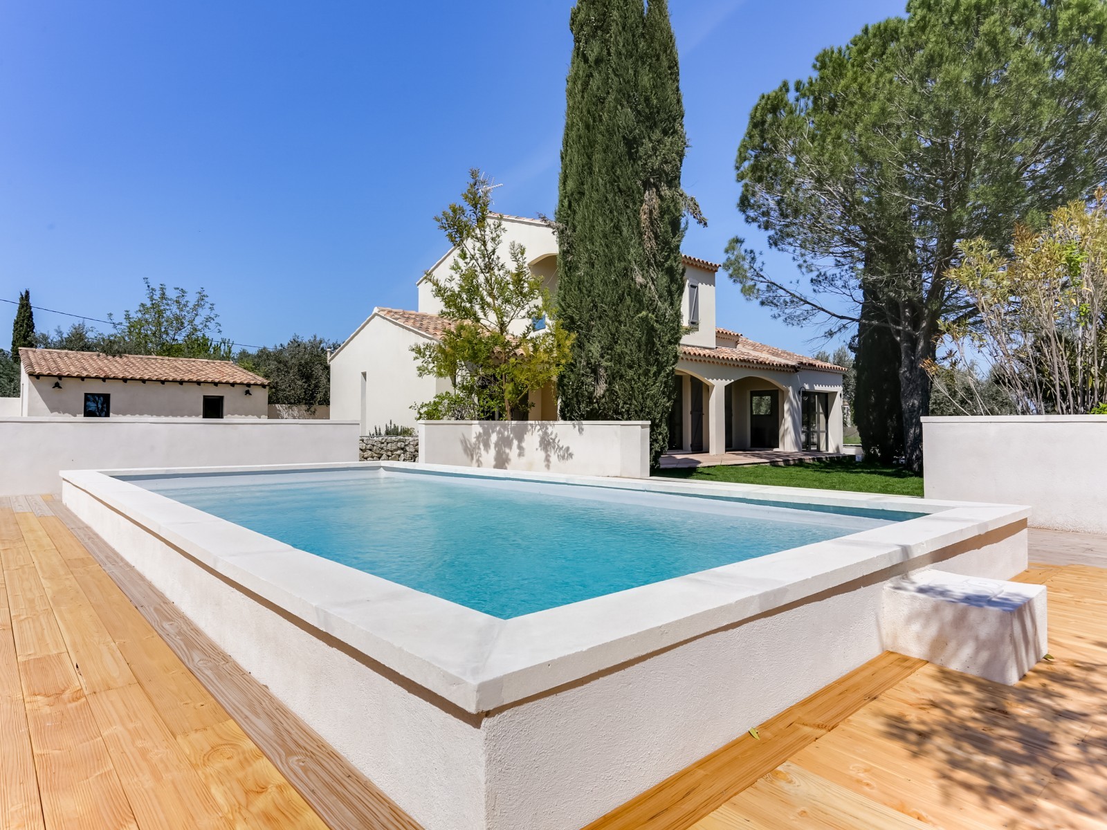 Saint Rémy De Provence Luxury Rental Villa Marcasite Pool