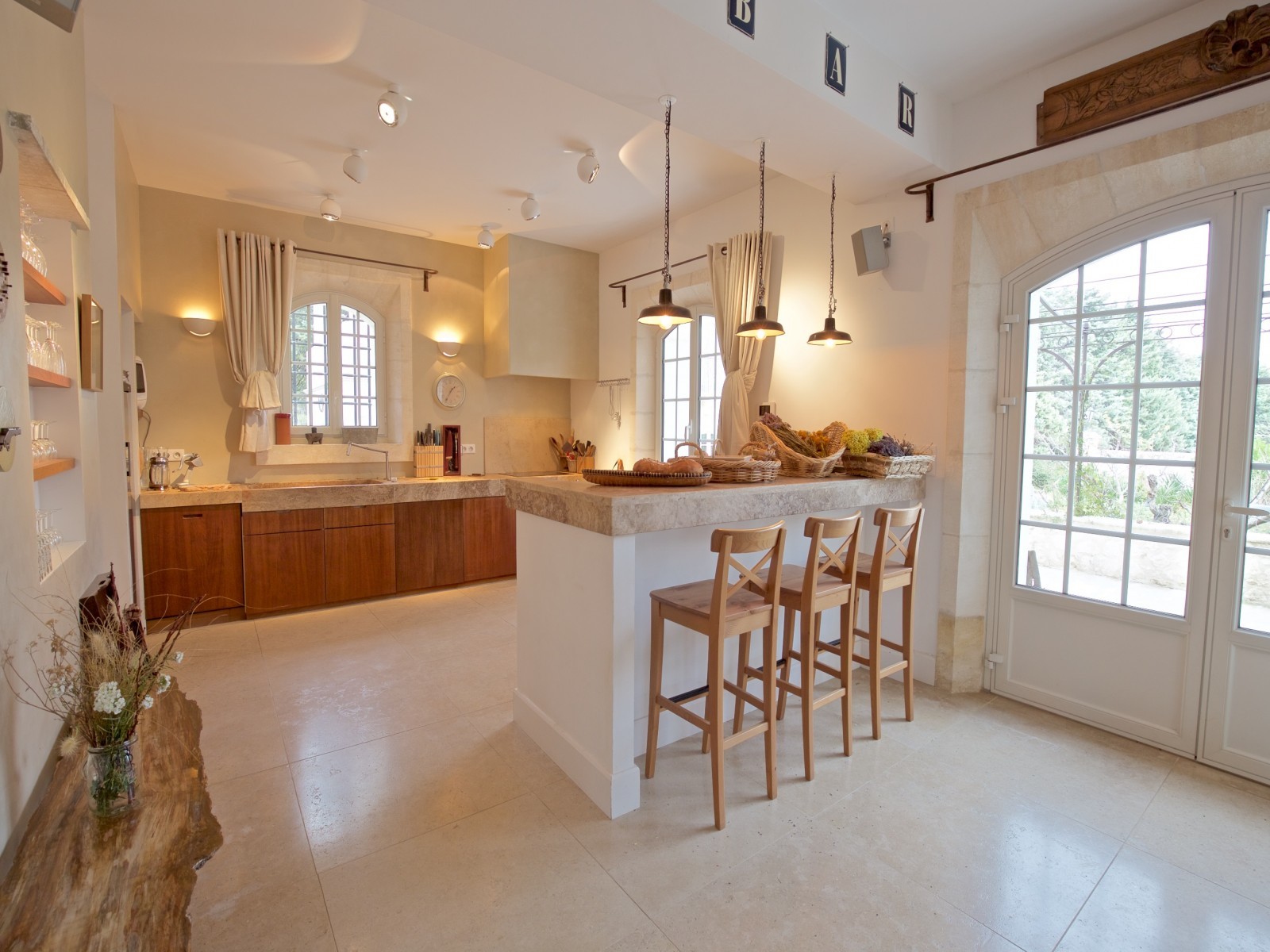 Saint Rémy De Provence Luxury Rental Villa Molduvite Kitchen