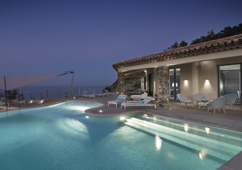 saint-tropez-location-villa-luxe-carnotite