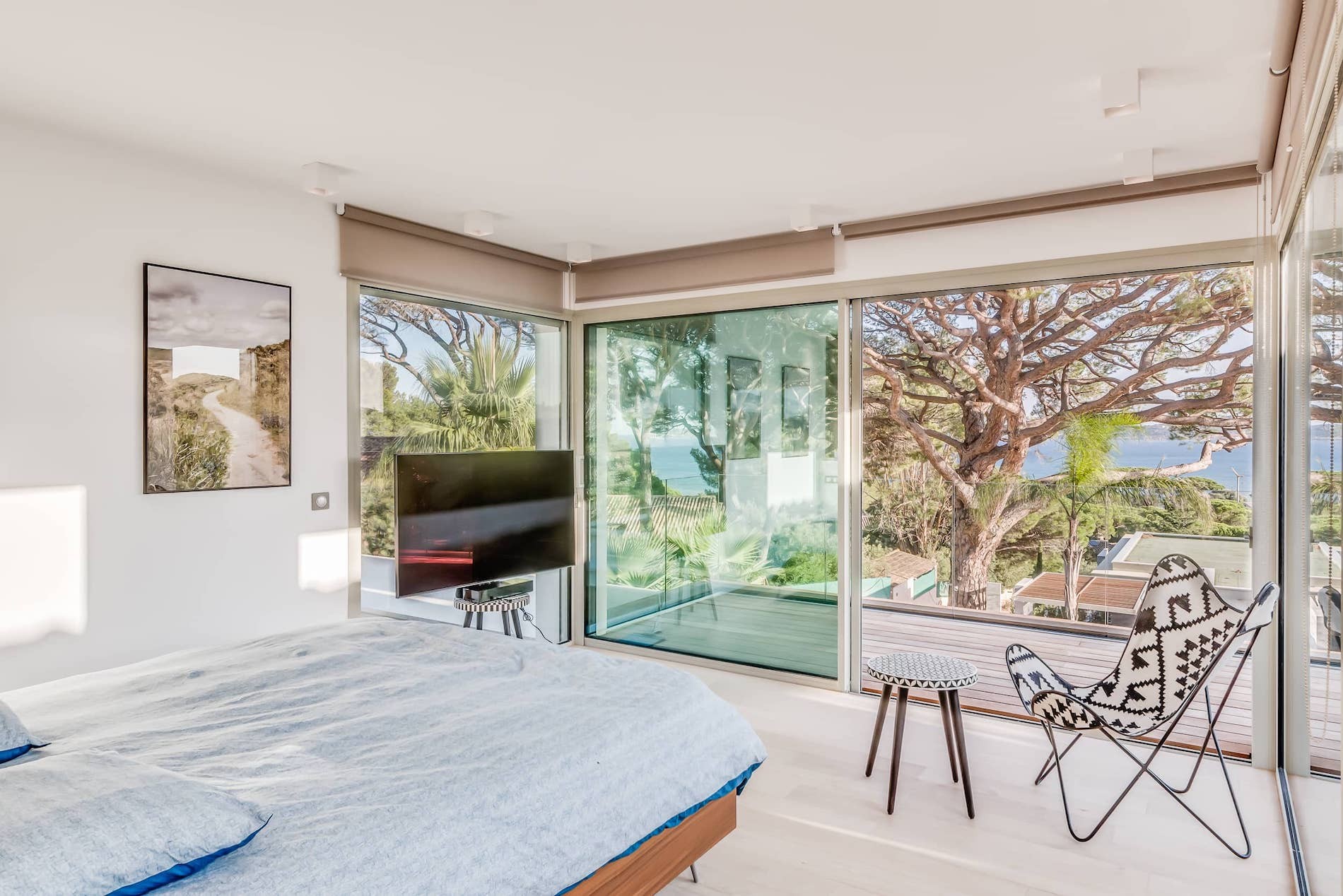 Saint Tropez Luxury Rental Villa Saxifrage Bedroom 2