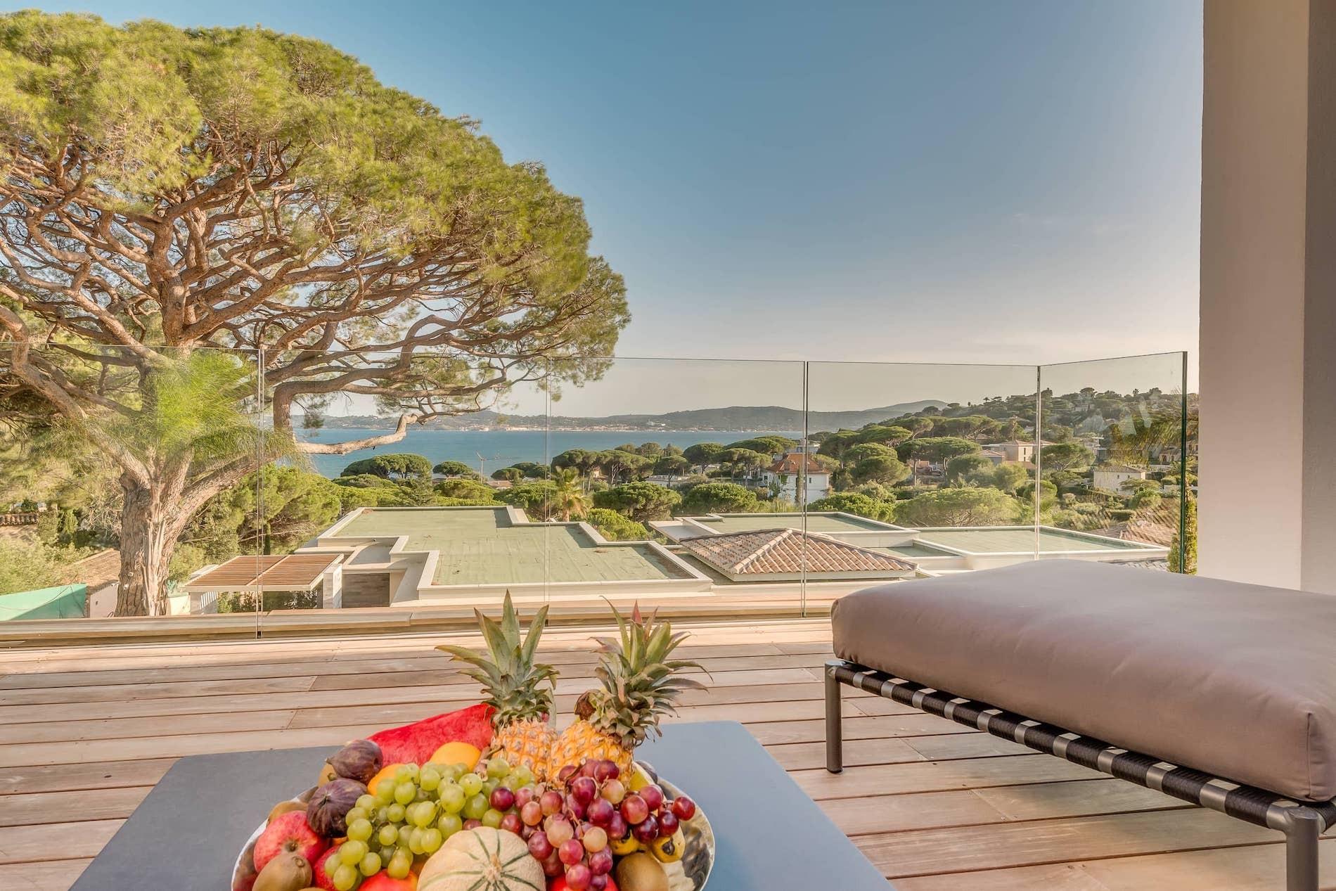 Saint Tropez Luxury Rental Villa Saxifrage Terrace 6