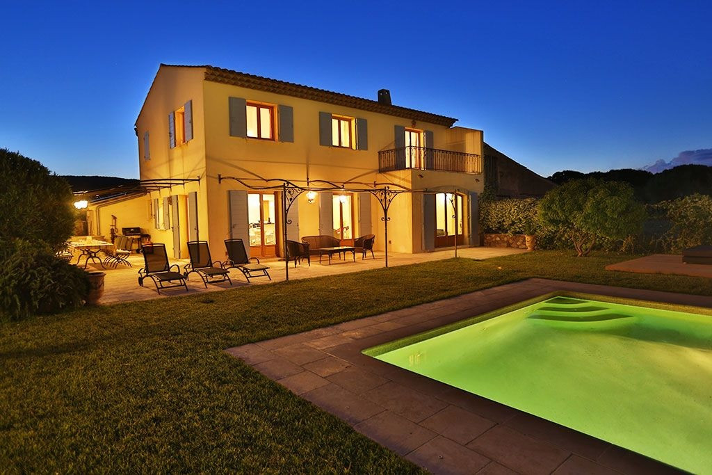 saint-tropez-location-villa-luxe-sesame-sauvage