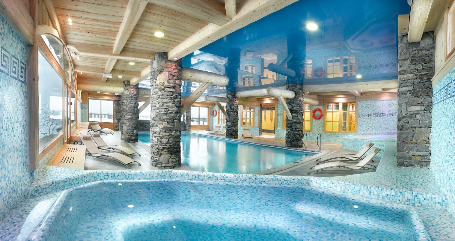 Sainte Foy Tarentaise Location Appartement Luxe Lemanita Piscine 1