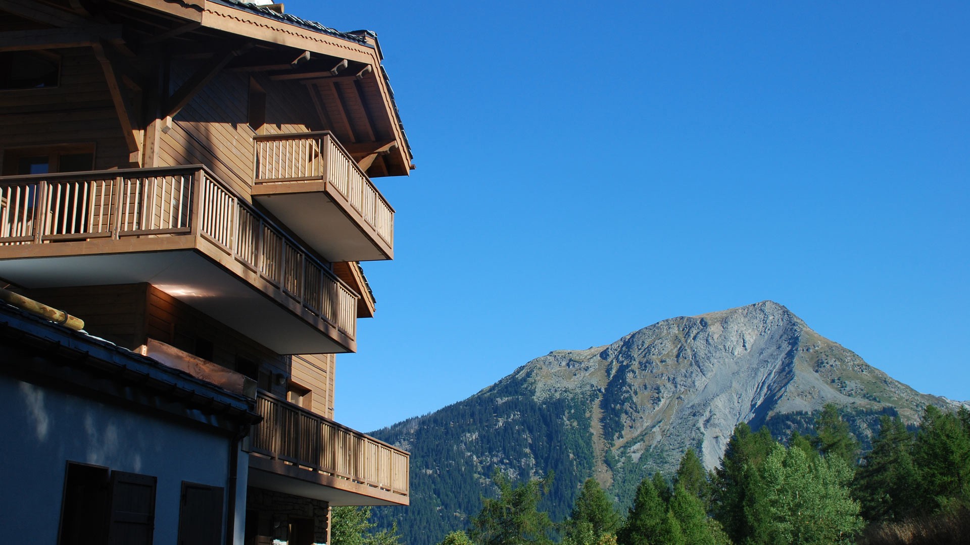 sainte-foy-tarentaise-location-appartement-luxe-romerite