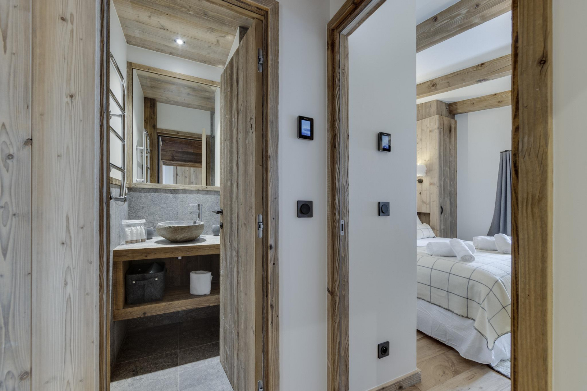 Tignes Location Appartement Luxe Annekite Chambre Et Salle De Bain