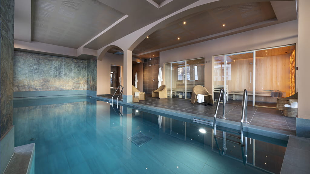 Tignes Location Appartement Dans Résidence Luxe Ineci Piscine 