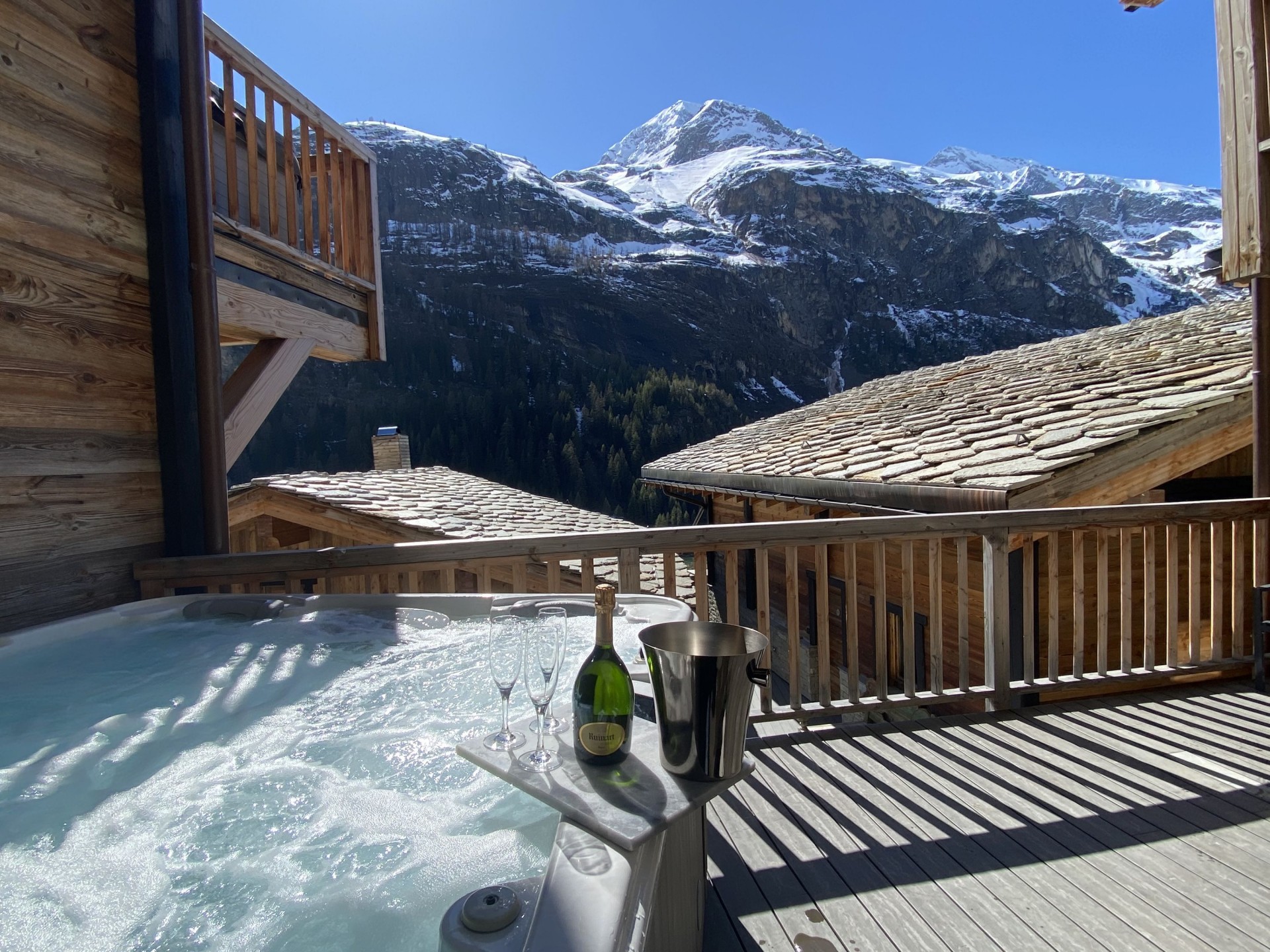 Tignes Location Chalet Luxe Tanzonite Jacuzzi