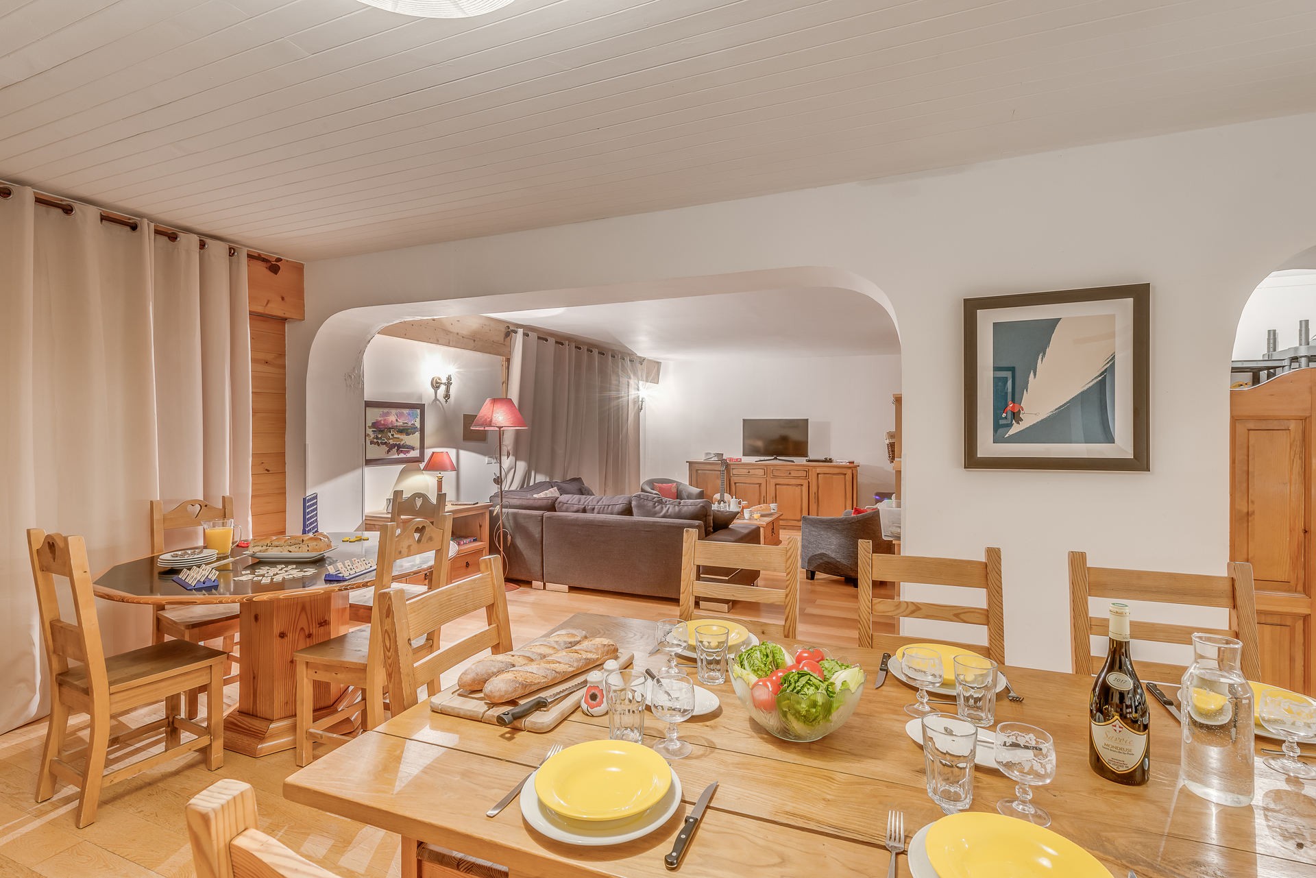 Tignes Location Chalet Luxe Valumarite Table A Manger