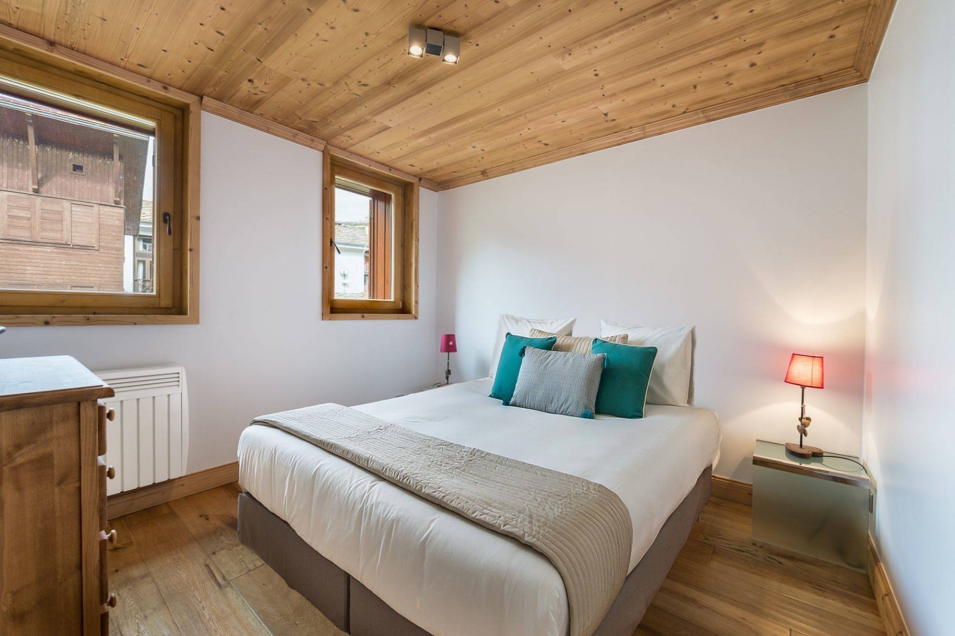 Val d’Isère Luxury Rental Appartment Burton Bedroom 2