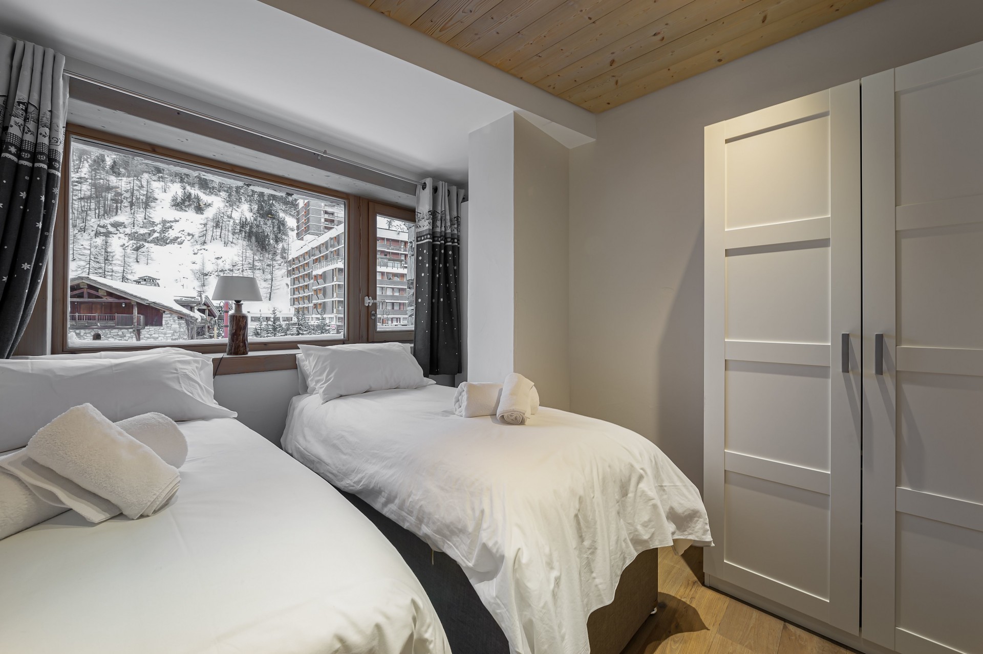 Val d’Isère Location Appartement Luxe Cybali Chambre