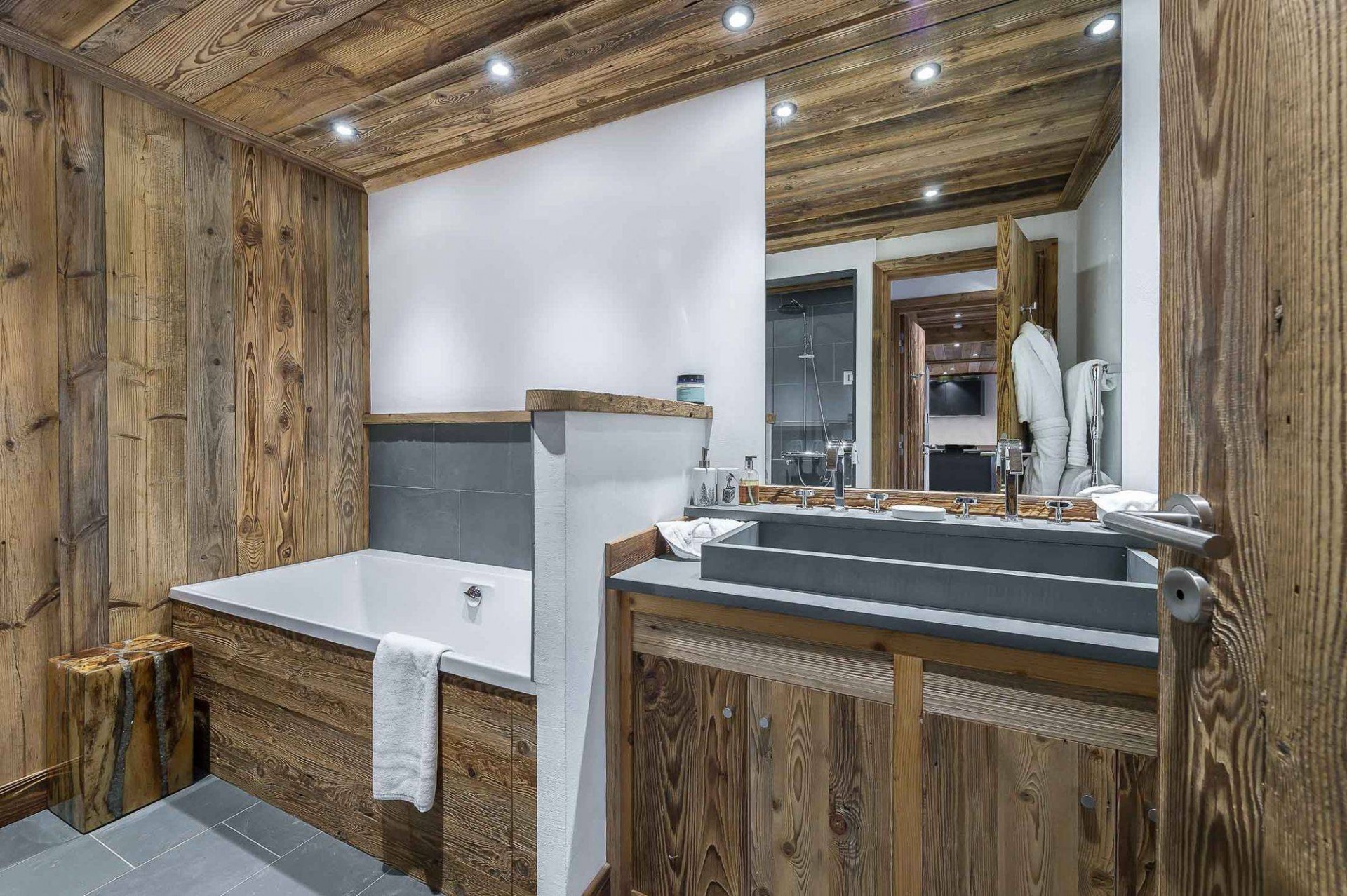 Val d’Isère Location Appartement Luxe Ulolite Salle De Bain