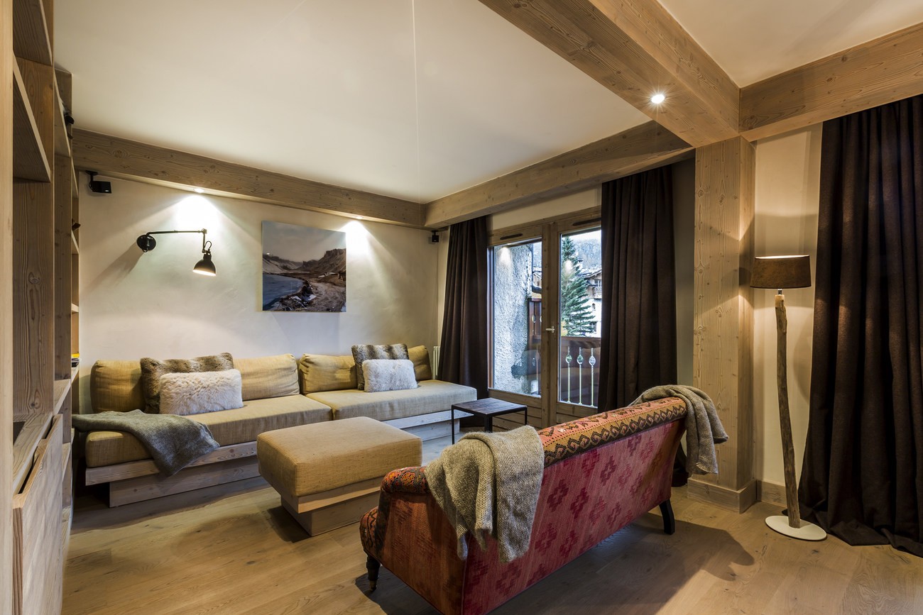 Val d’Isère Luxury Rental Apartment Vadakite Living Area
