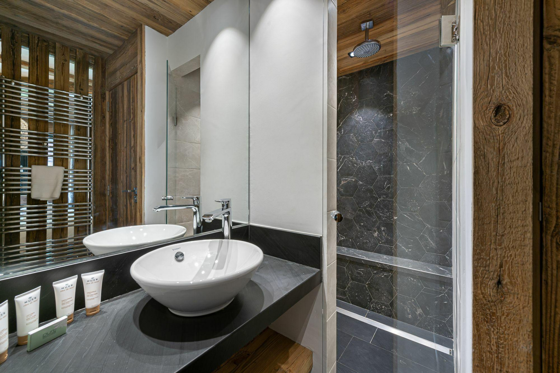 Val D'Isère Location Appartement Luxe Valdiu Salle De Bain