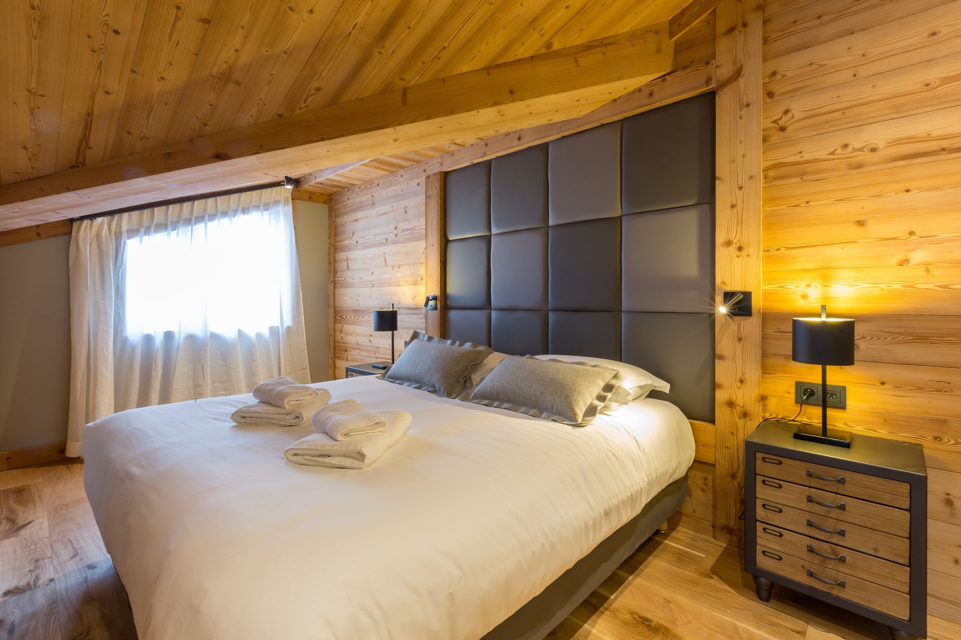 Val d’Isère Luxury Rental Appartment Valerine Bedroom 4