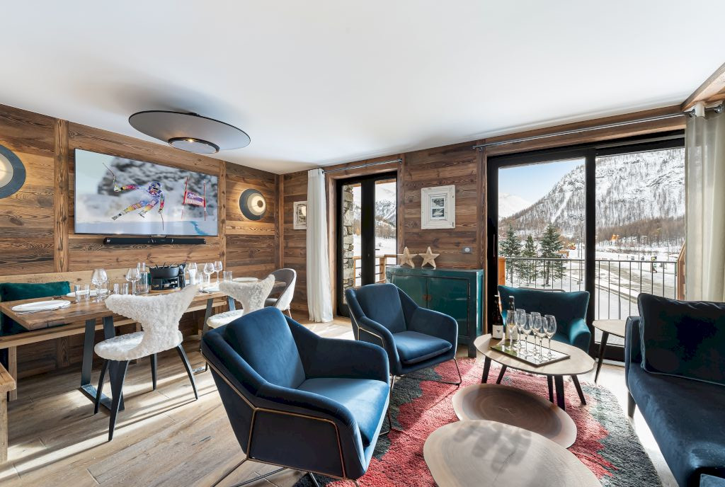 Val D'Isère Location Appartement Dans Chalet Luxe Valet Salon 1