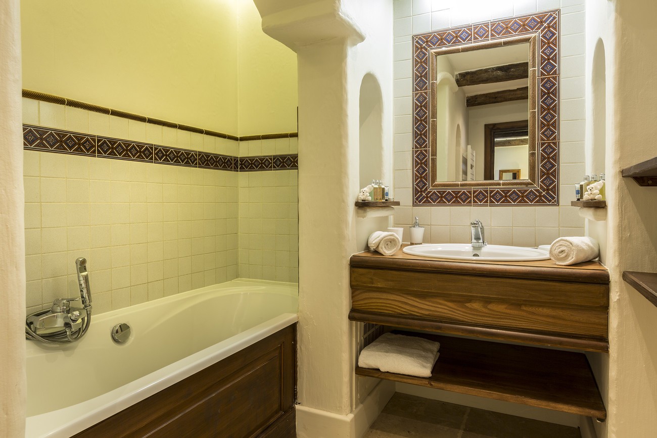 Val d’Isère Luxury Rental Apartment Varalite Bathroom 2