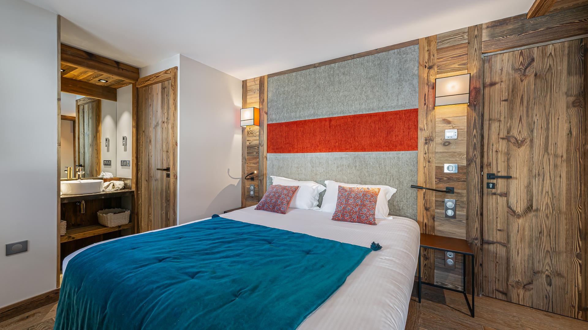 val-d-isere-location-appartement-luxe-varnite