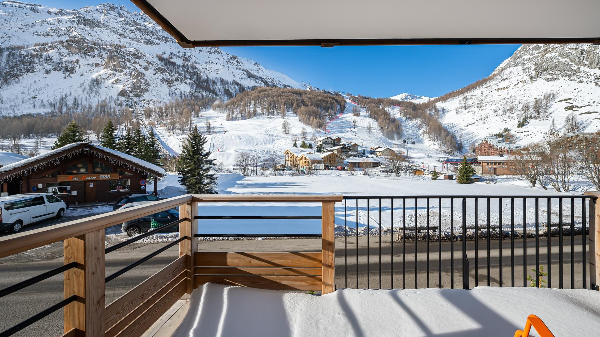 Val d’Isère Location Appartement Luxe Varnite Terrasse