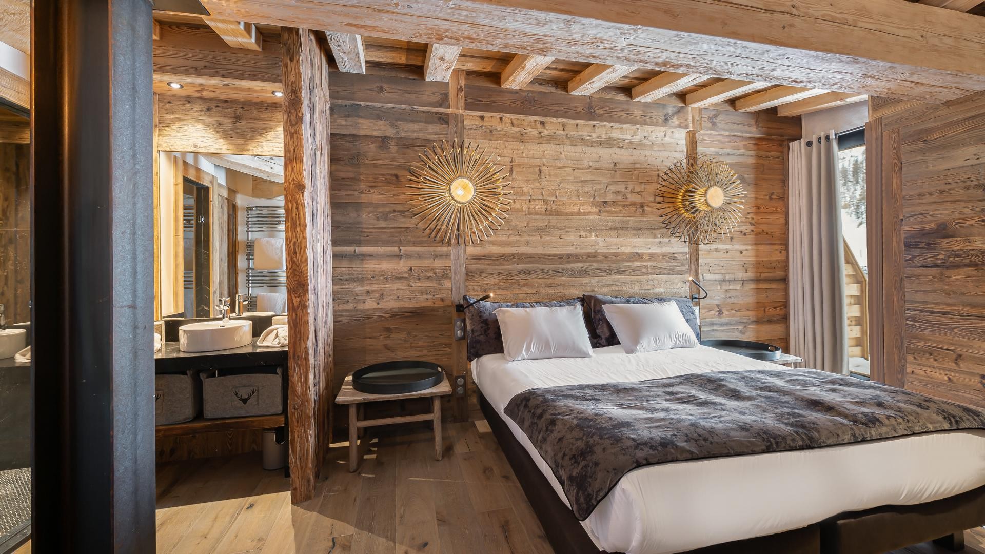 Val d’Isère Location Appartement Luxe Varvite Chambre1