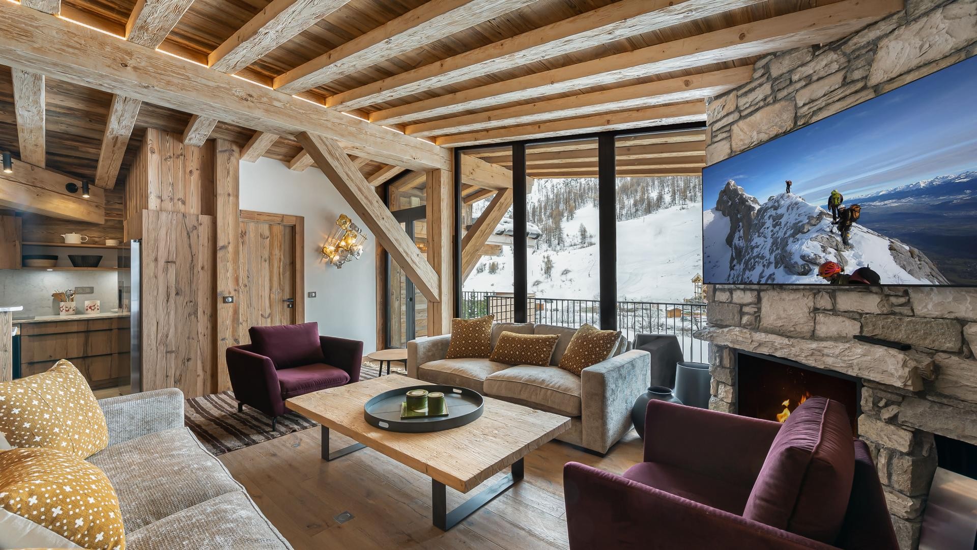 Val d’Isère Location Appartement Luxe Varvite Séjour1