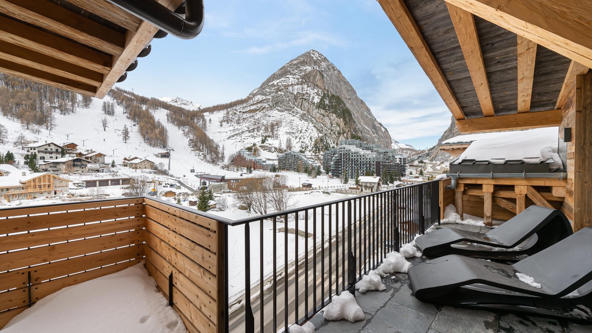 Val d’Isère Location Appartement Luxe Varvite Terrasse