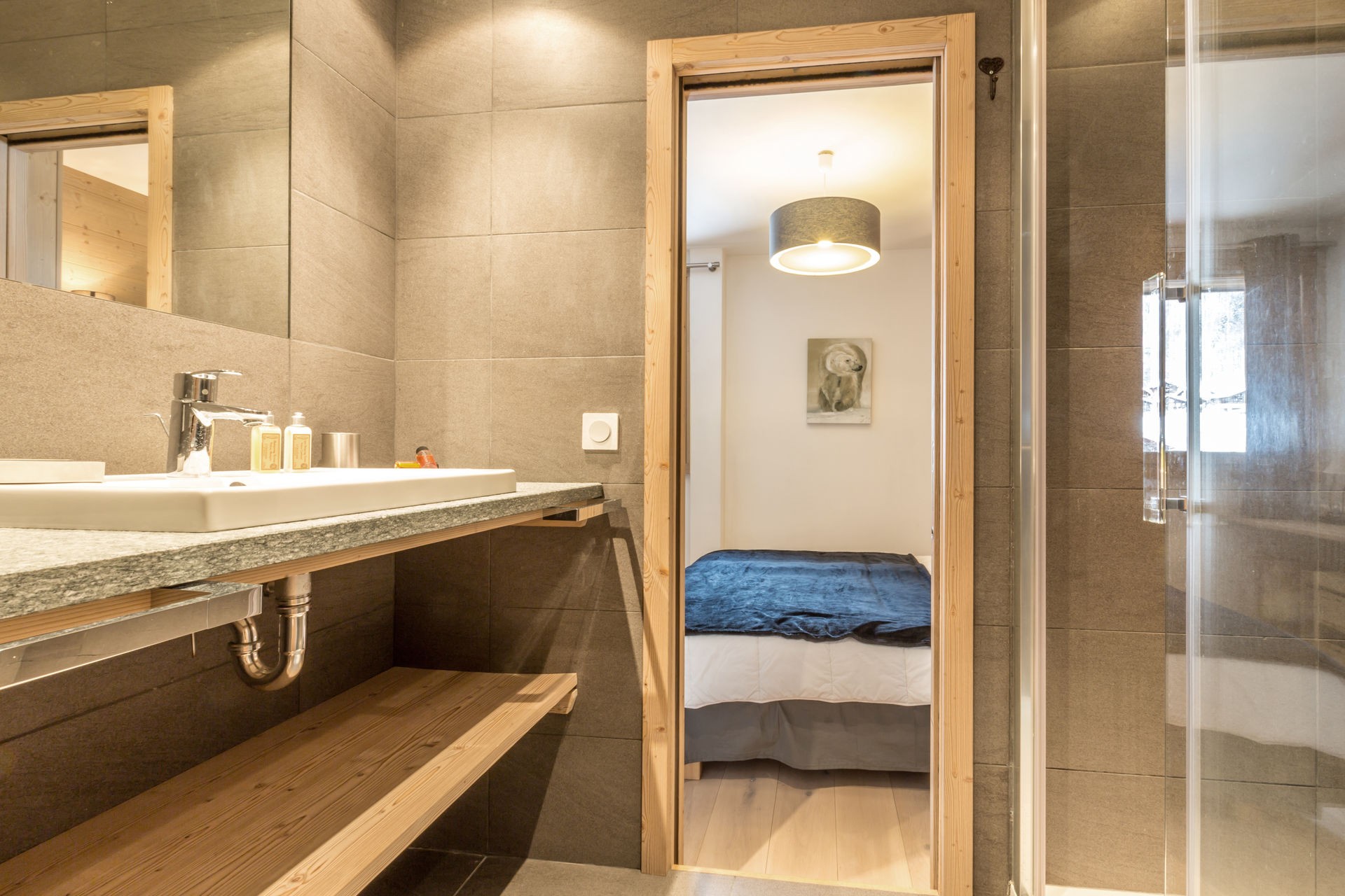 Val d’Isère Luxury Rental Apartment Vaselate Bathroom