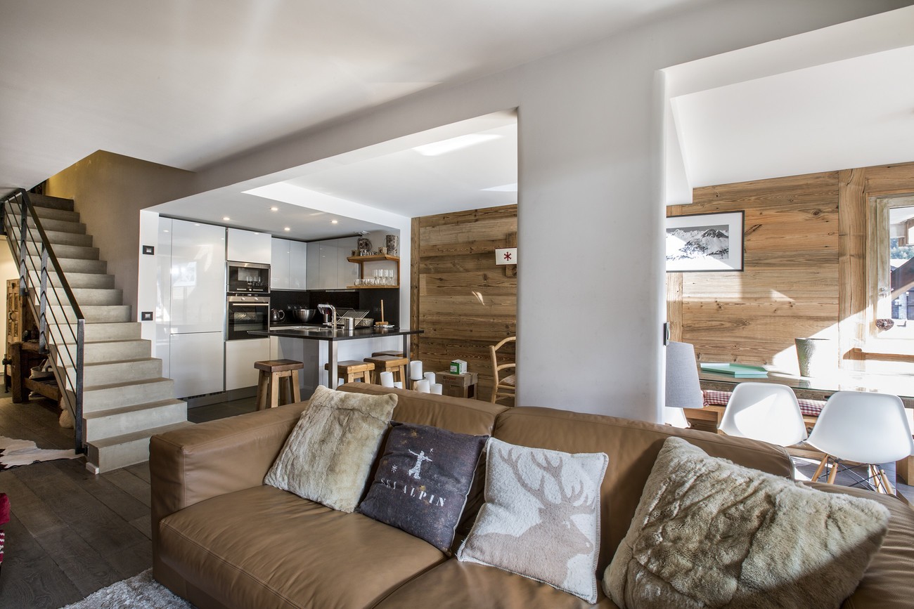 Val d’Isère Luxury Rental Apartment Vasilite Living Area 4