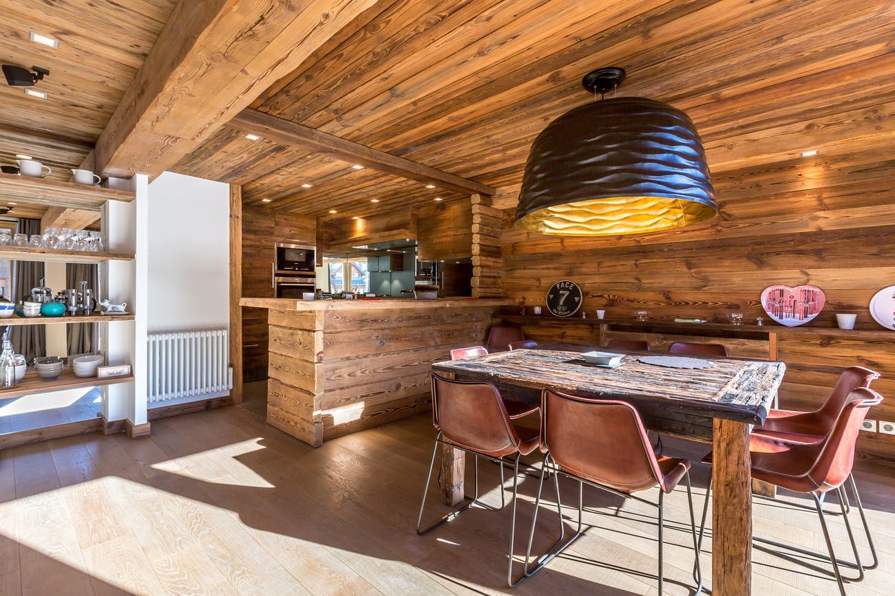 Val d’Isère Luxury Rental Appartment Vatolis Dining Area 2
