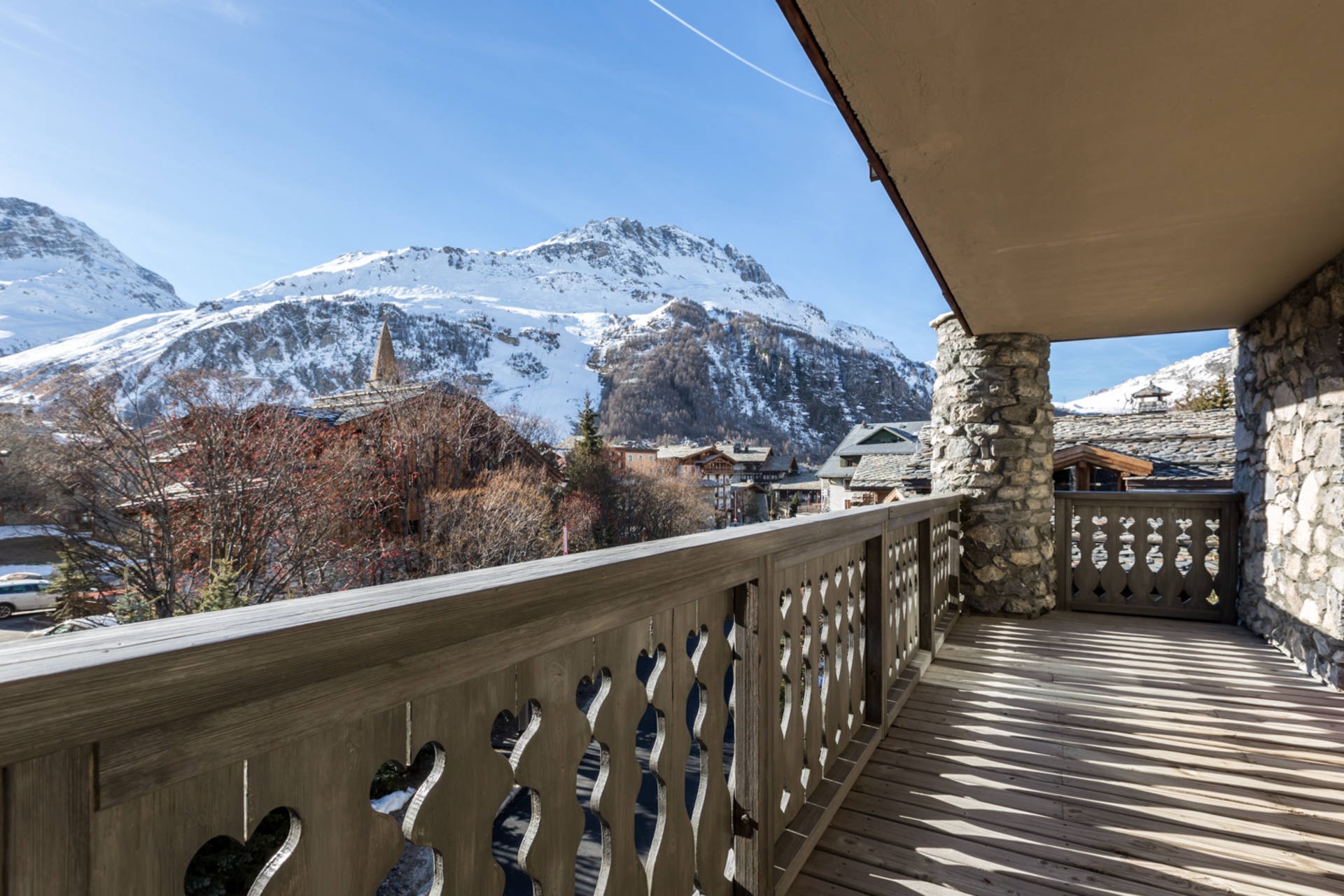 Val d’Isère Luxury Rental Apartment Violane Terrasse