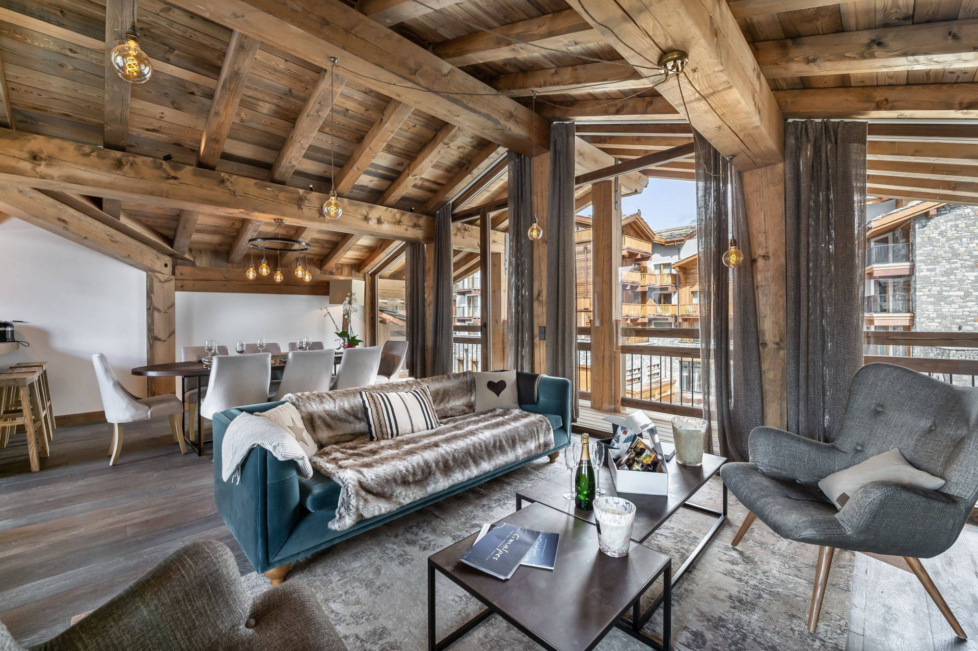 Val D'Isère Location Appartement Luxe Vizila Salon 2